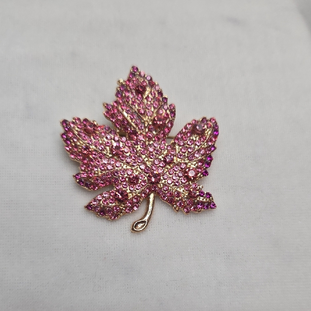 Pink Gold Fall Maple Leaf Brooch Retro Vintage Style Crystal Rhinestone Pin